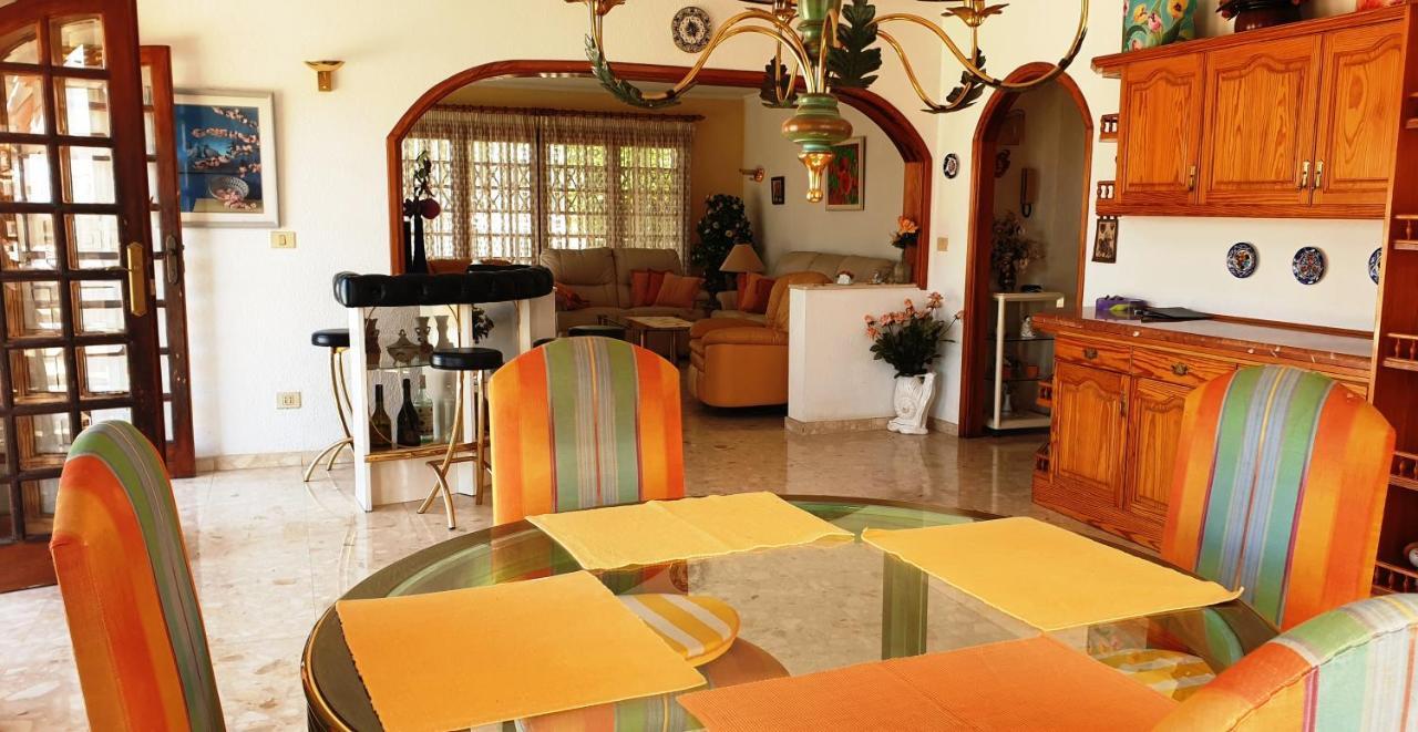 Sunny House With Private Pool And Sea View Villa Costa Adeje Dış mekan fotoğraf