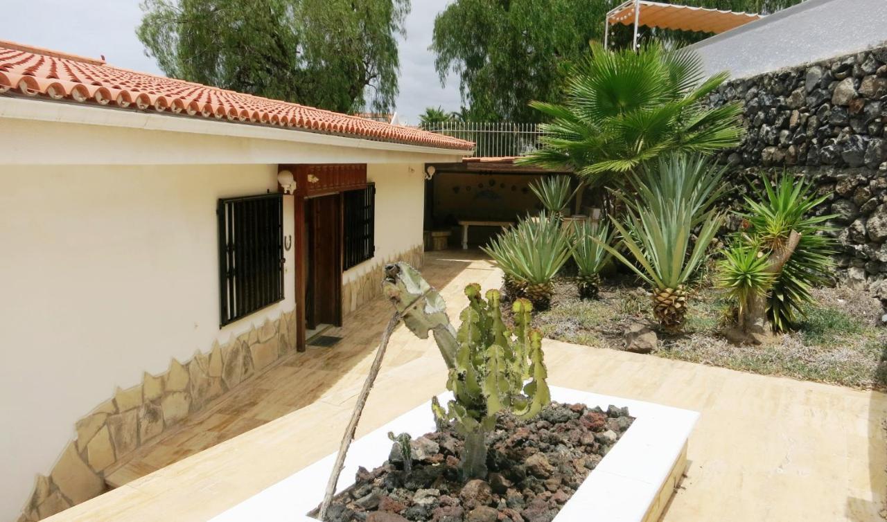 Sunny House With Private Pool And Sea View Villa Costa Adeje Dış mekan fotoğraf